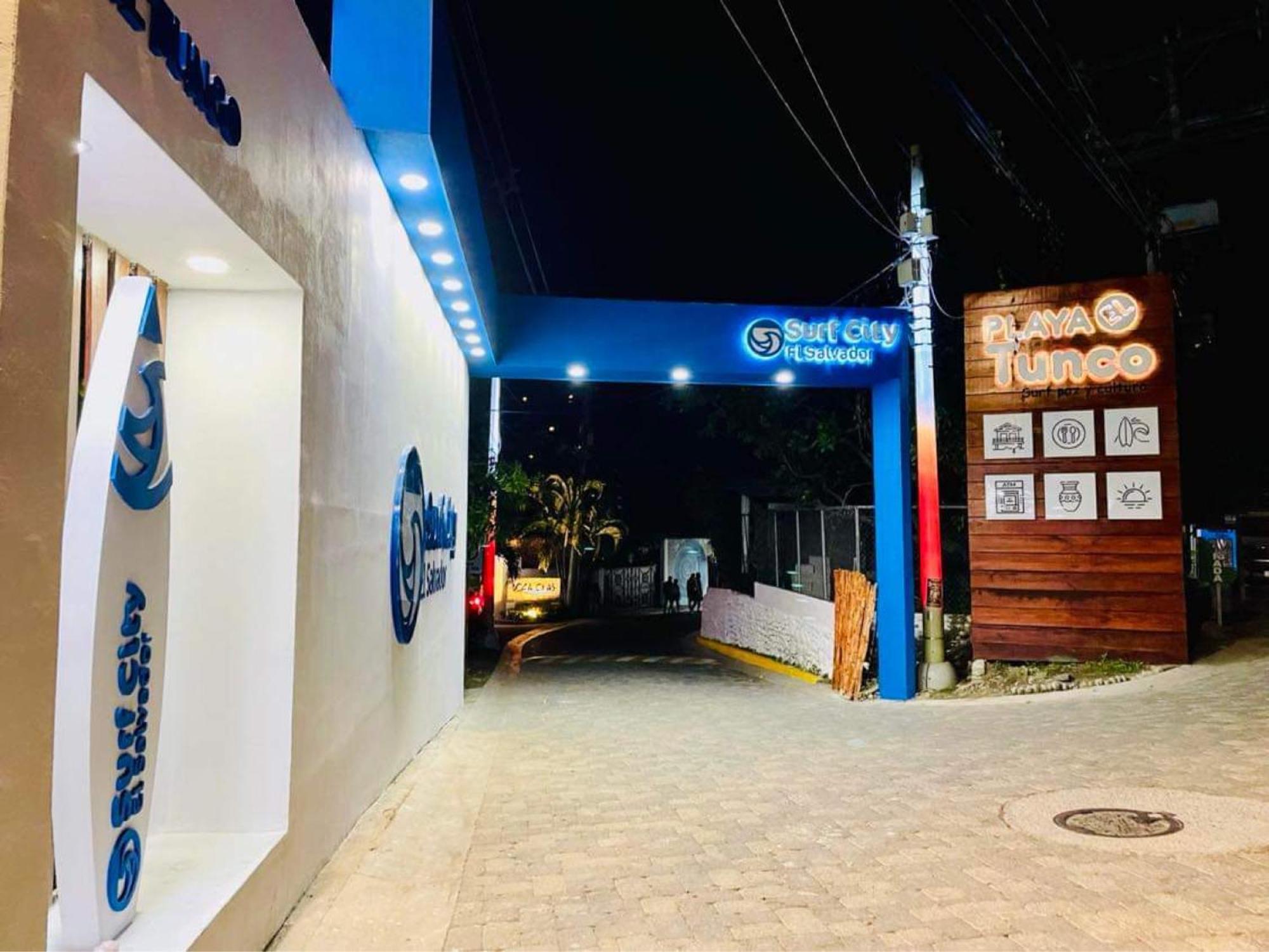 Hostal Camila'S Tamanique Exterior photo